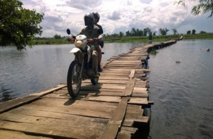 Top Gear Vietnam motorbike
